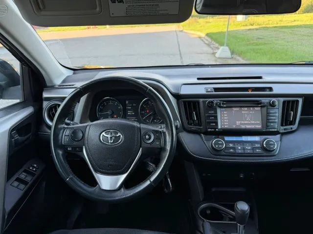 Used 2016 Toyota RAV4 XLE AWD/4WD image 15