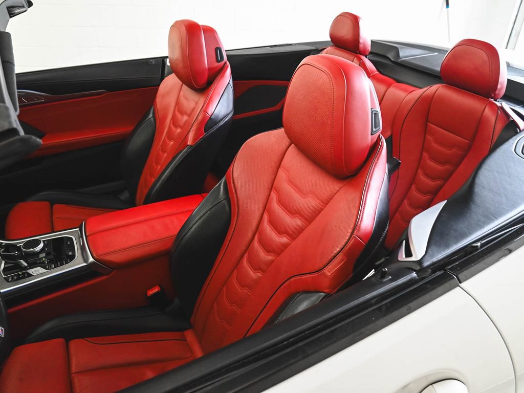 Used 2024 BMW 840i Convertible w/ M Sport Professional Package image 25