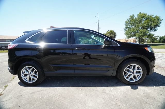 Used 2022 Ford Edge SEL w/ Convenience Package AWD/4WD image 2