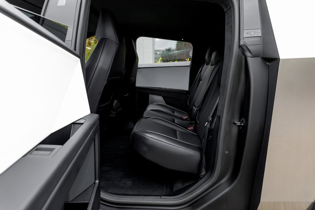 Used 2024 Tesla Cybertruck AWD Crew Cab image 25