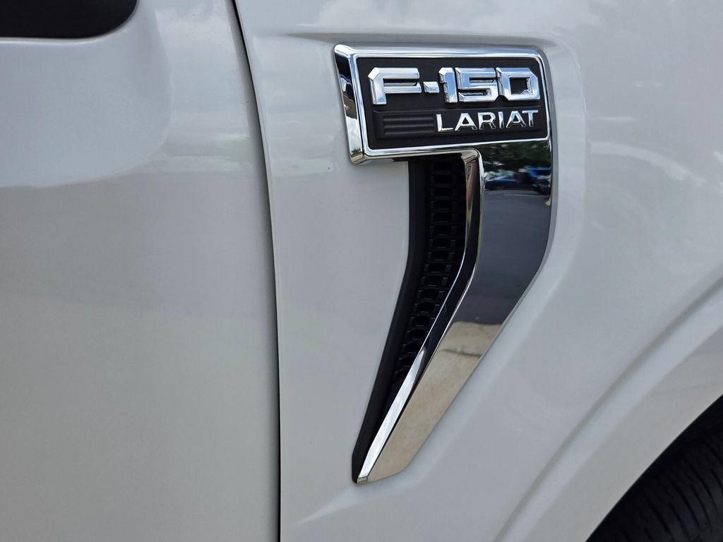 Used 2021 Ford F150 Lariat w/ Equipment Group 502A High AWD/4WD image 17