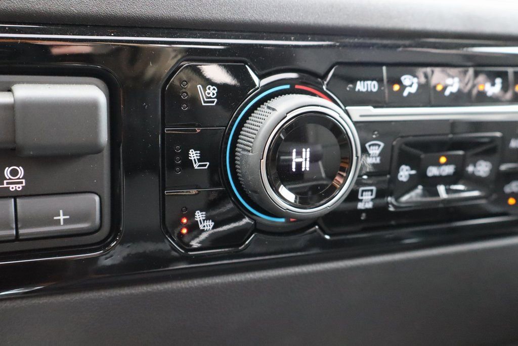 New 2026 Chevrolet Silverado 3500 LTZ w/ LTZ Convenience Package image 12