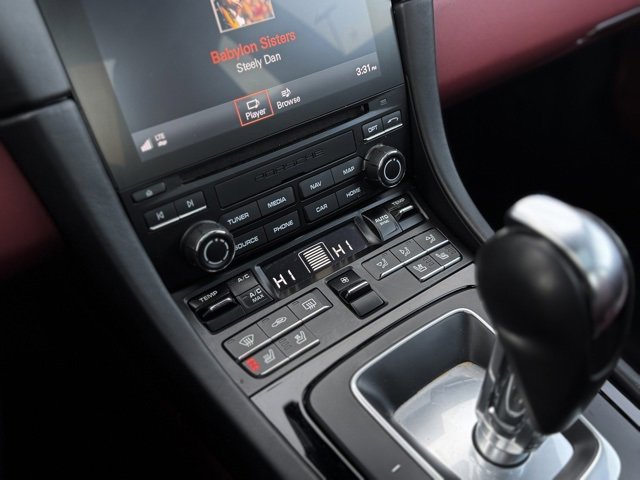 Used 2019 Porsche 911 Turbo image 28