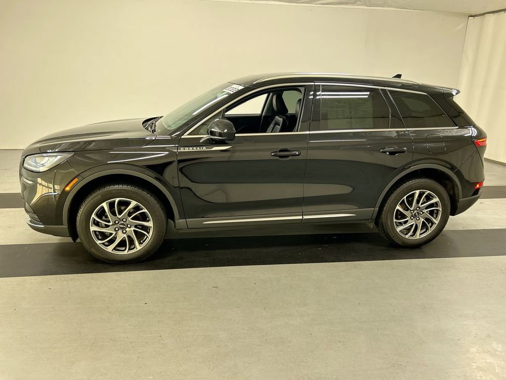 Used 2022 Lincoln Corsair AWD w/ Equipment Group 101A image 6