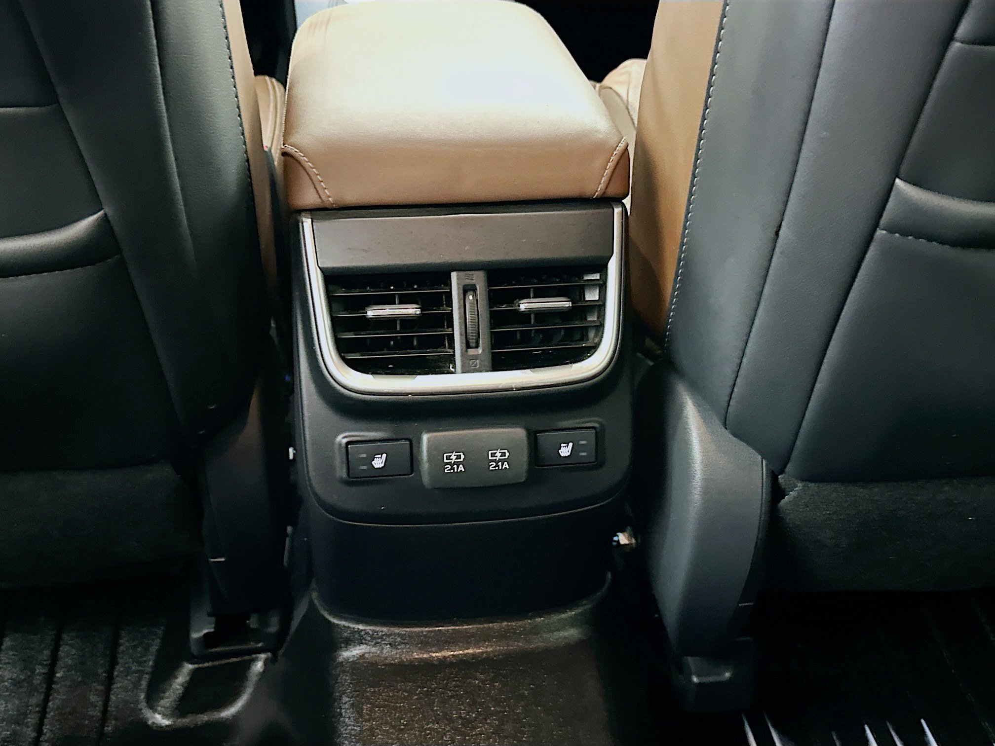 Used 2020 Subaru Outback Touring XT AWD/4WD image 28