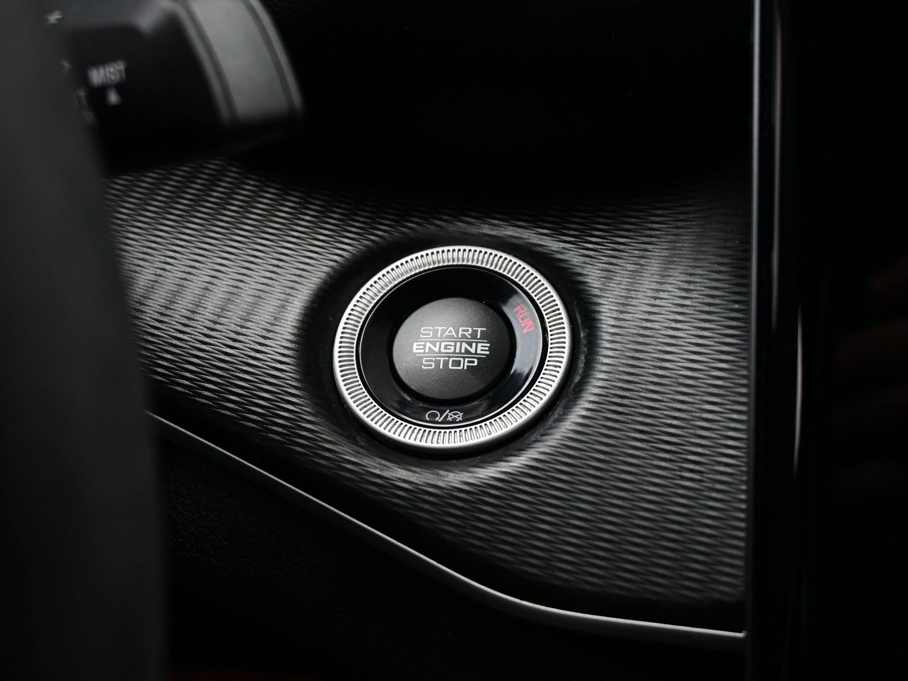 Used 2024 Jeep Grand Cherokee L Laredo image 22