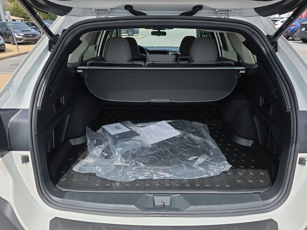 Certified 2025 Subaru Outback Premium image 32