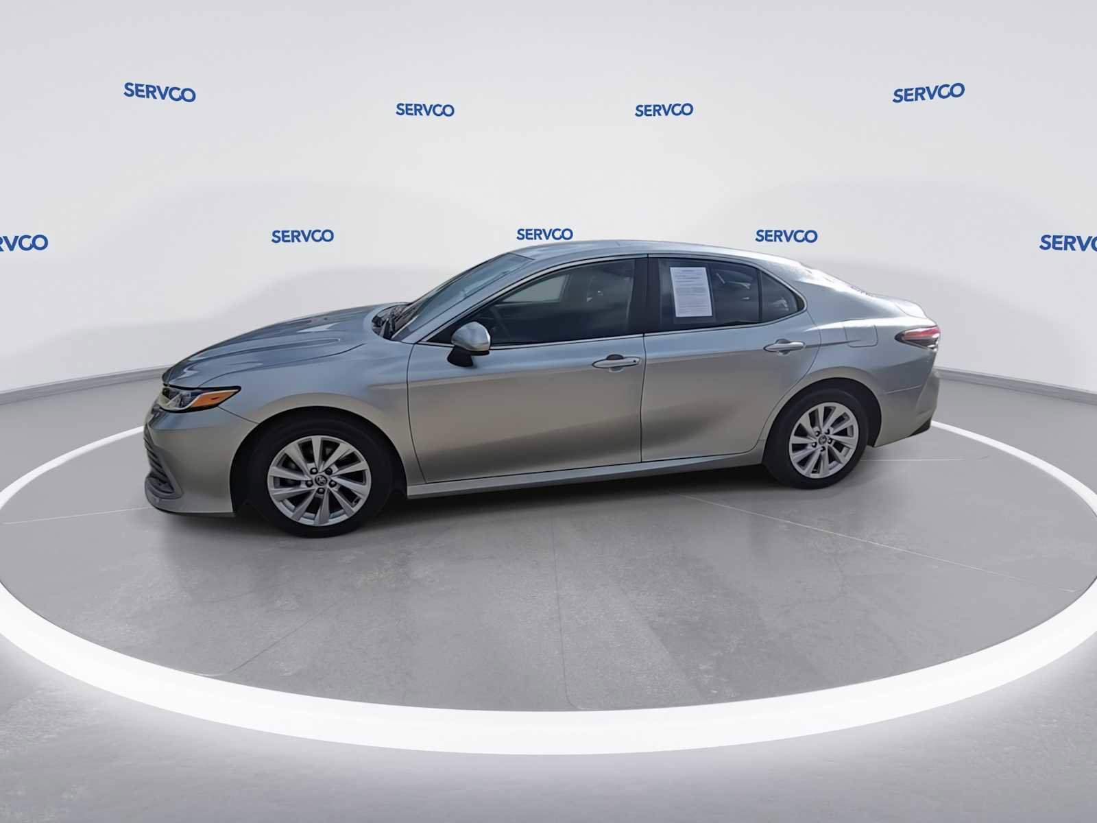 Used 2023 Toyota Camry LE FWD image 5