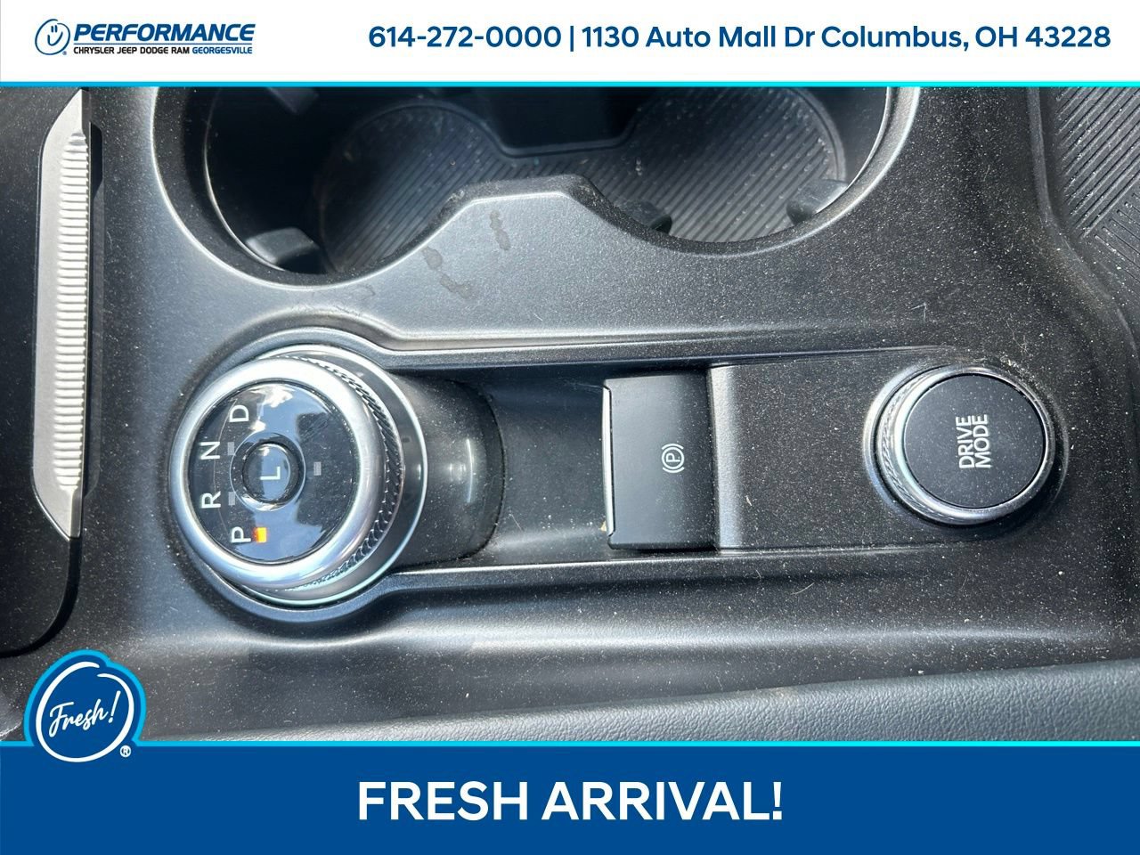 Used 2025 Ford Explorer ST-Line w/ ST-Line Street Pack AWD/4WD image 25