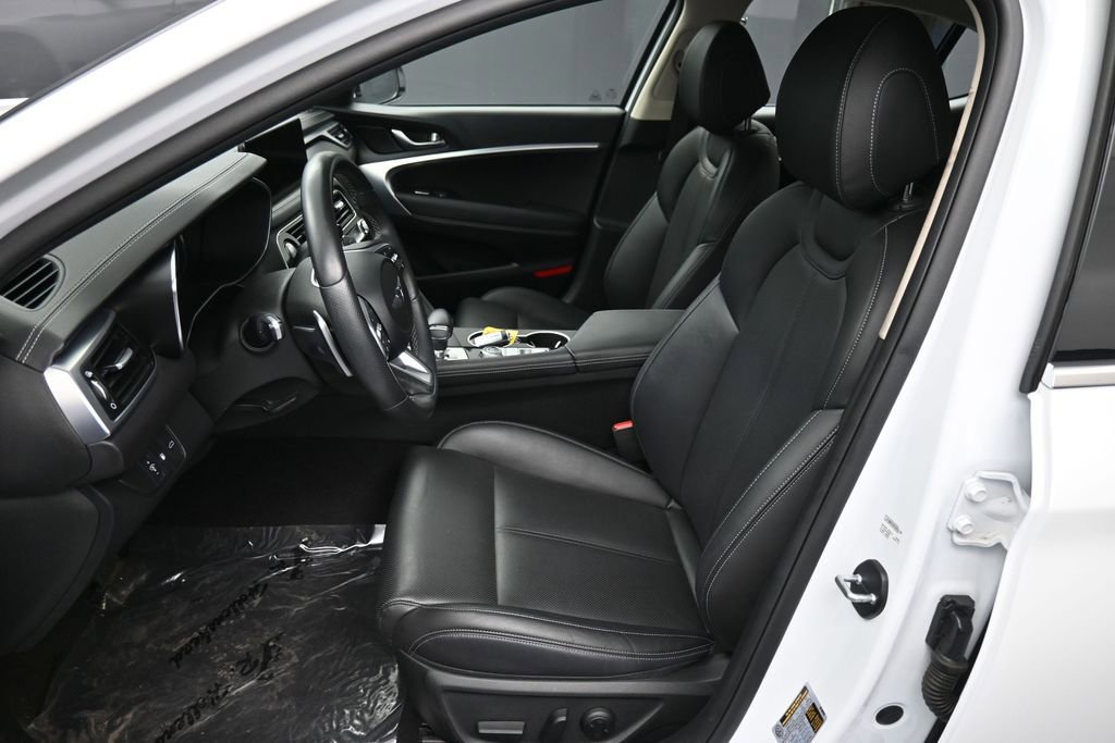 Used 2023 Genesis G70 2.0T AWD/4WD image 19