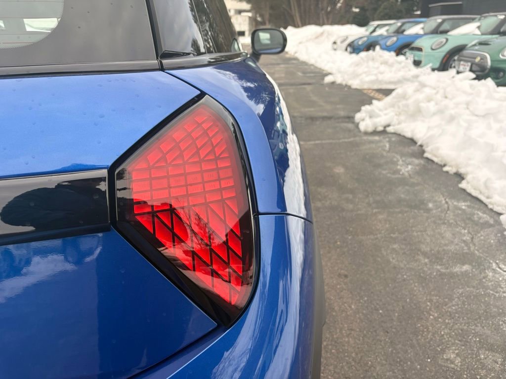 Used 2025 MINI Cooper S image 21