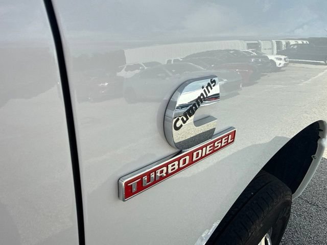 Used 2026 RAM 3500 Laramie AWD/4WD image 9