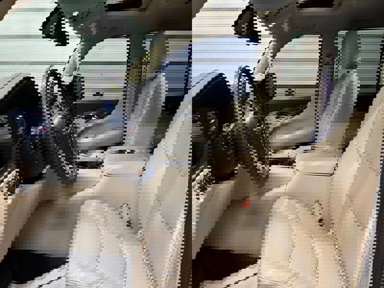 Used 2020 Cadillac Escalade ESV Luxury w/ Escalade Sport Edition image 9