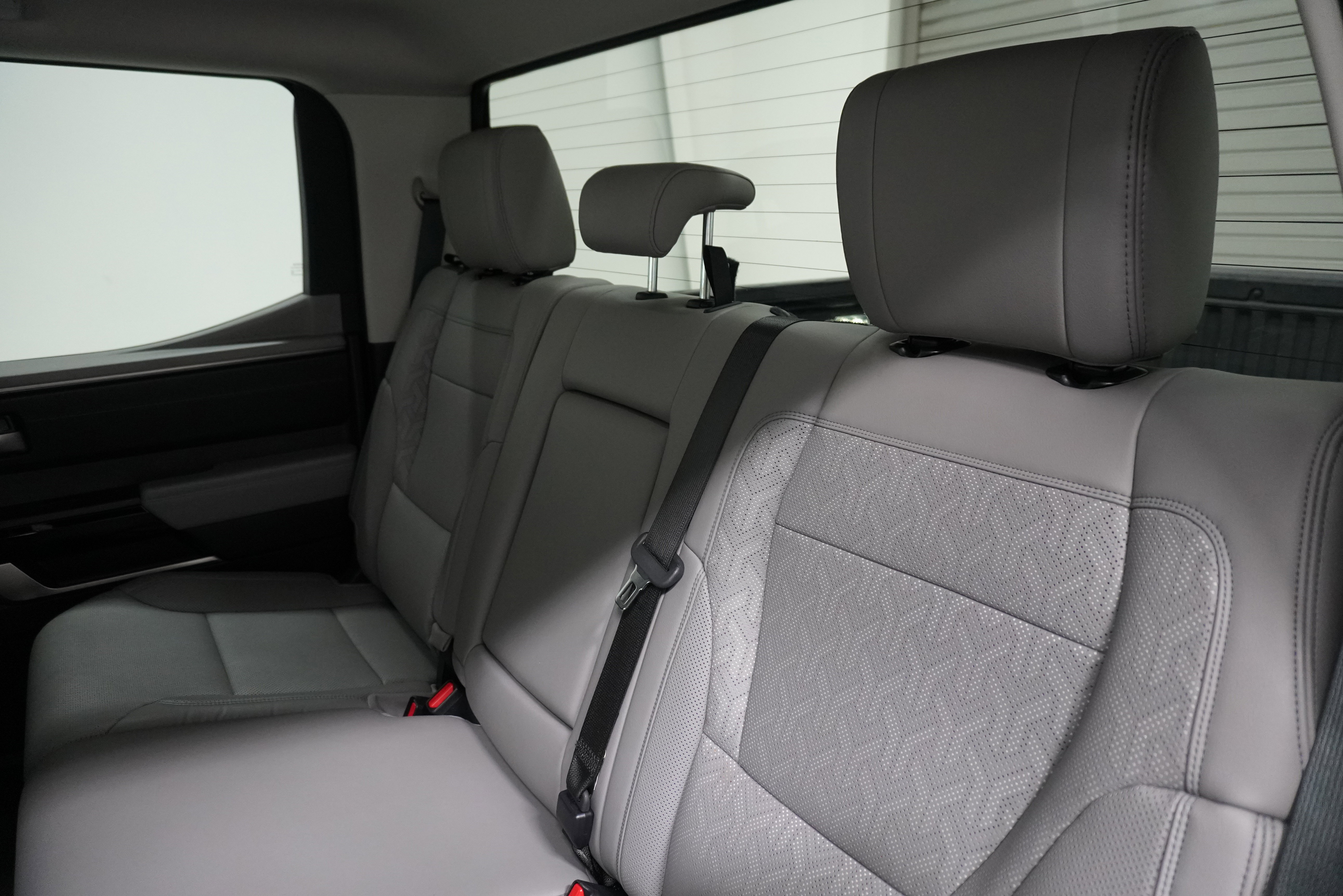 Used 2024 Toyota Tundra Limited image 11