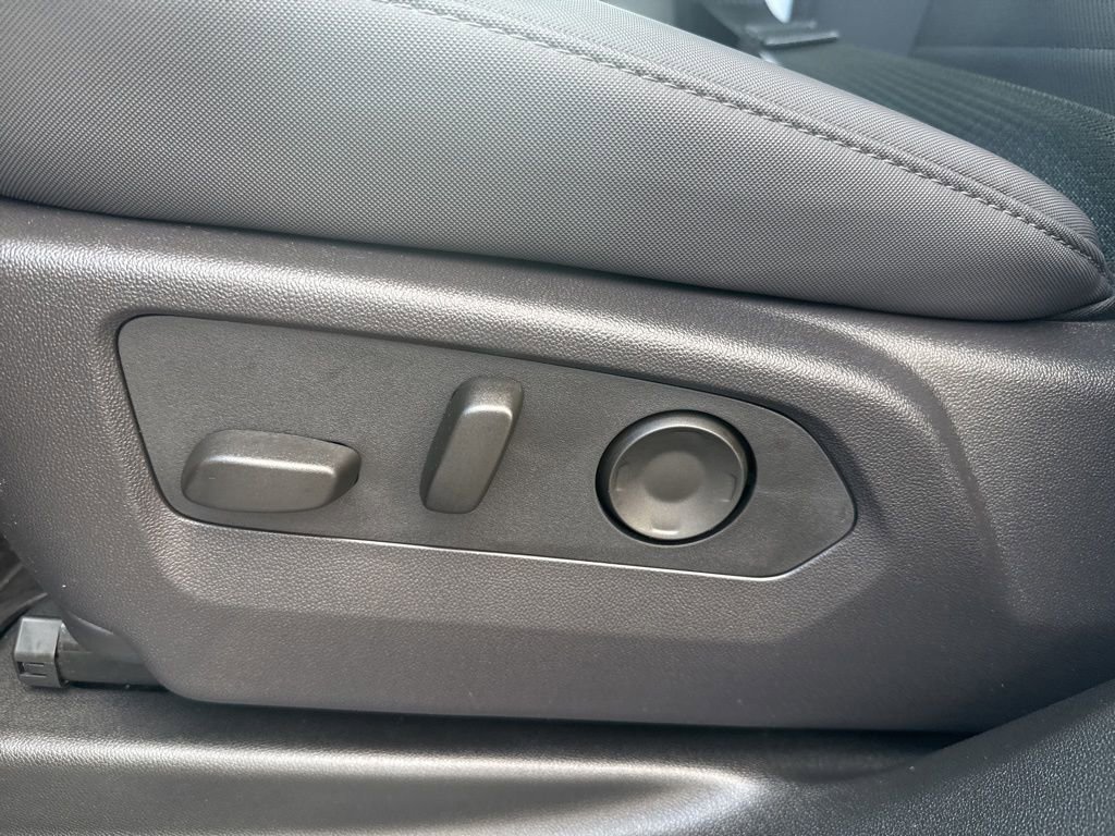 Used 2024 GMC Hummer EV 2X image 10