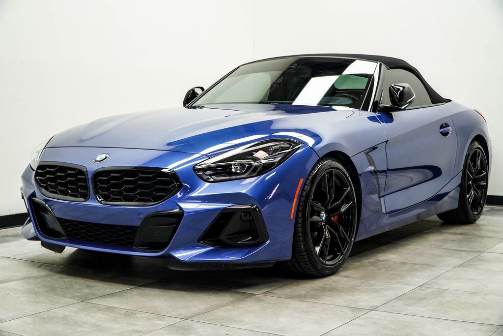 Used 2023 BMW Z4 M40i w/ Premium Package image 6