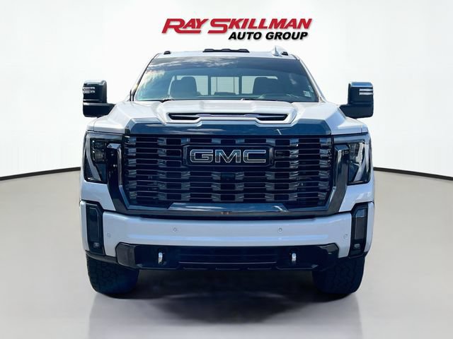 Used 2024 GMC Sierra 2500 Denali Ultimate AWD/4WD image 2