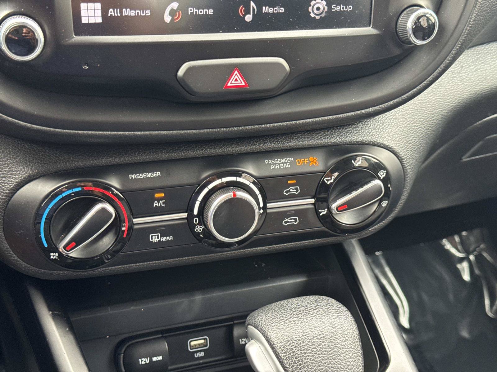 Used 2023 Kia Soul LX FWD image 22