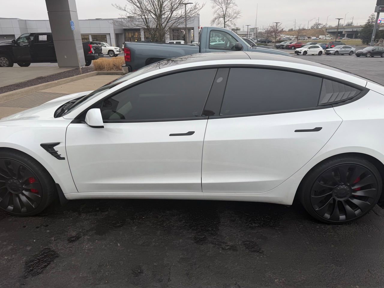 Used 2023 Tesla Model 3 Performance image 9