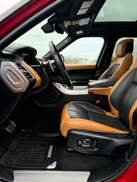 Used 2019 Land Rover Range Rover Sport Autobiography image 18