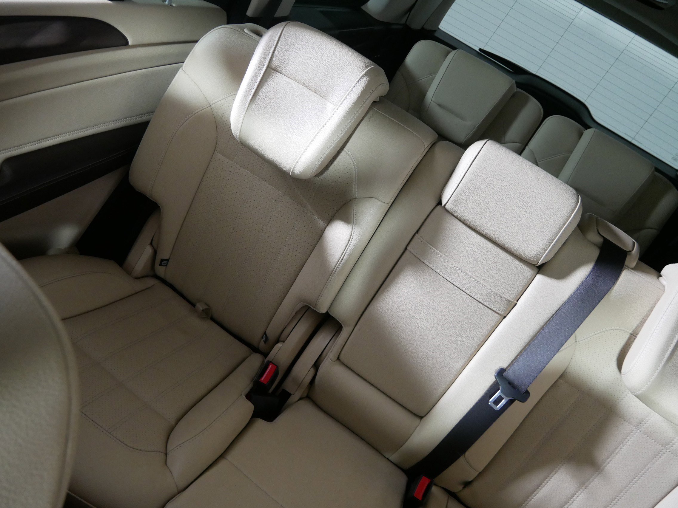 Used 2018 Mercedes-Benz GLS 450 4MATIC image 12