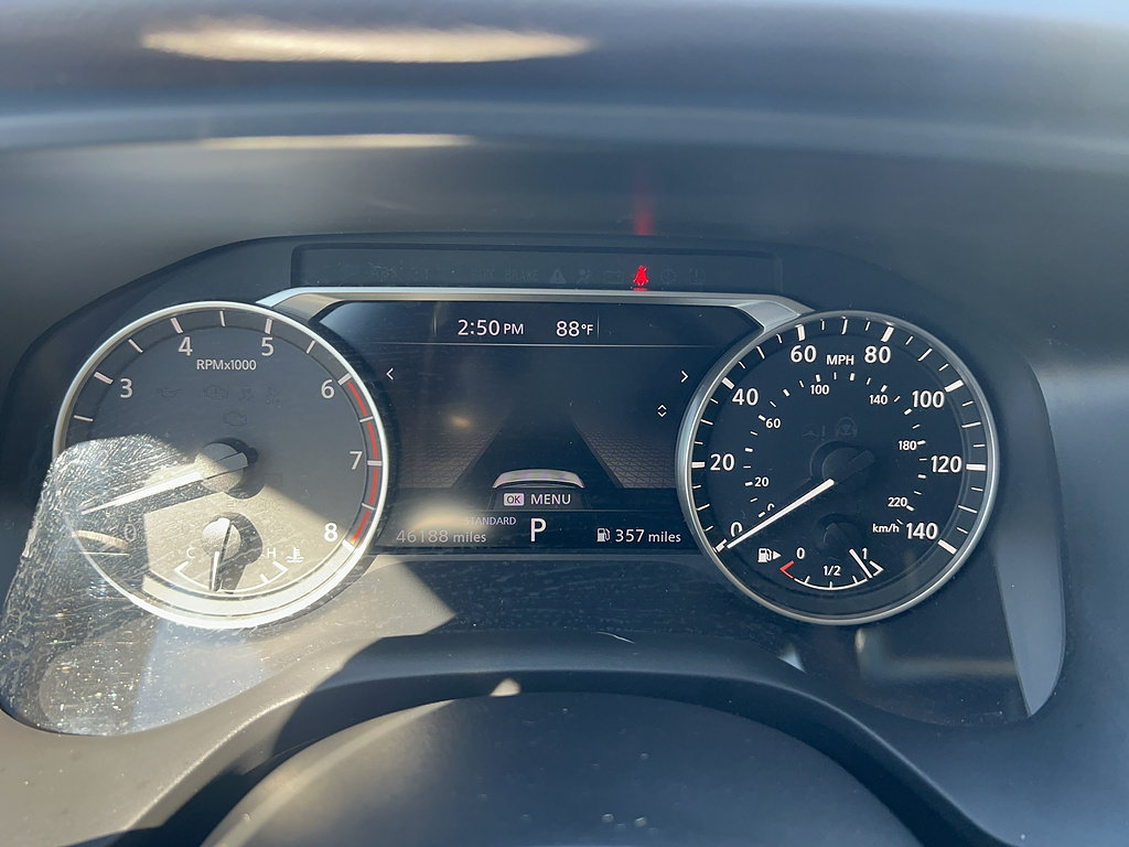 Used 2023 Nissan Rogue SV w/ SV Premium Package FWD image 12