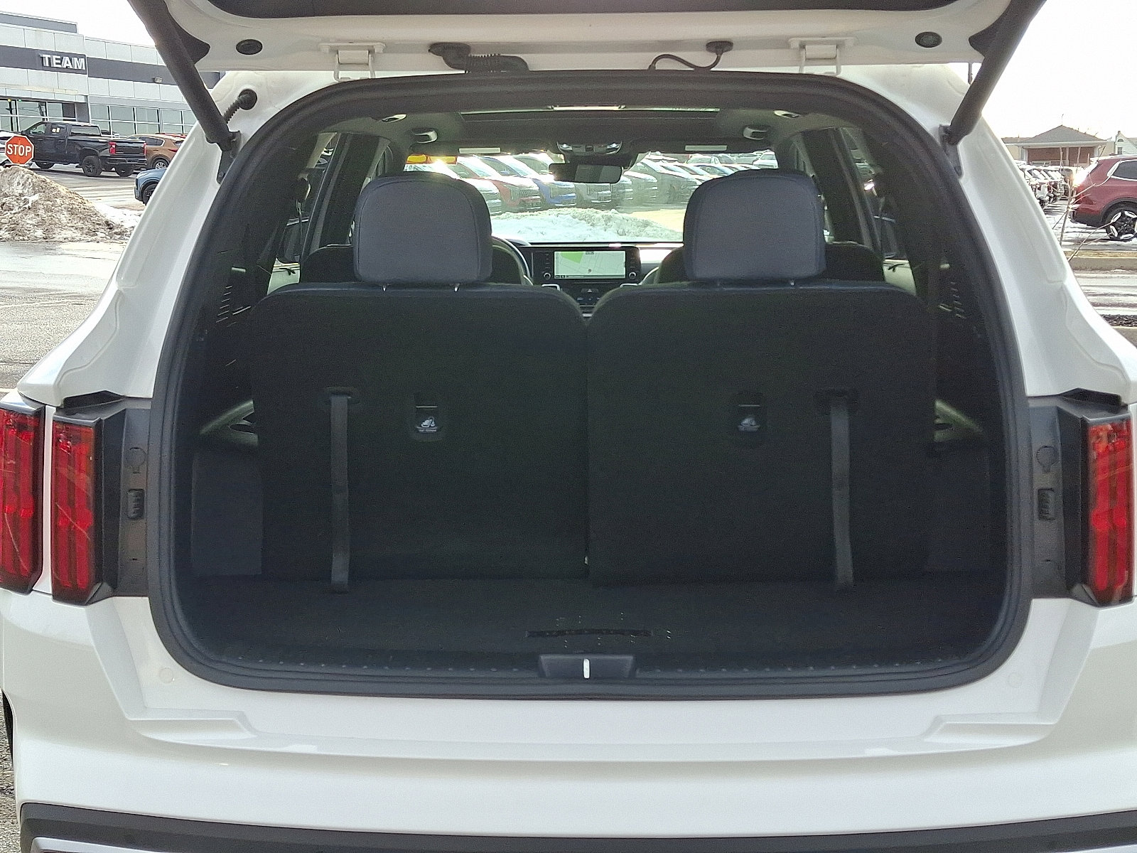 Used 2023 Kia Sorento SX Prestige image 31