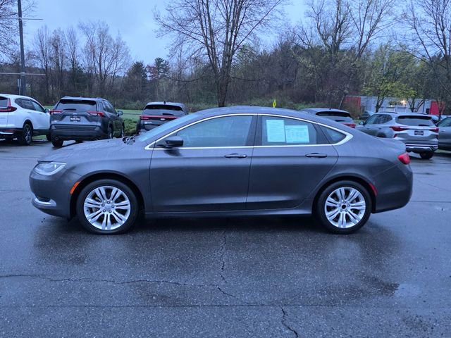 Used 2015 Chrysler 200 Limited w/ Convenience Group FWD image 5