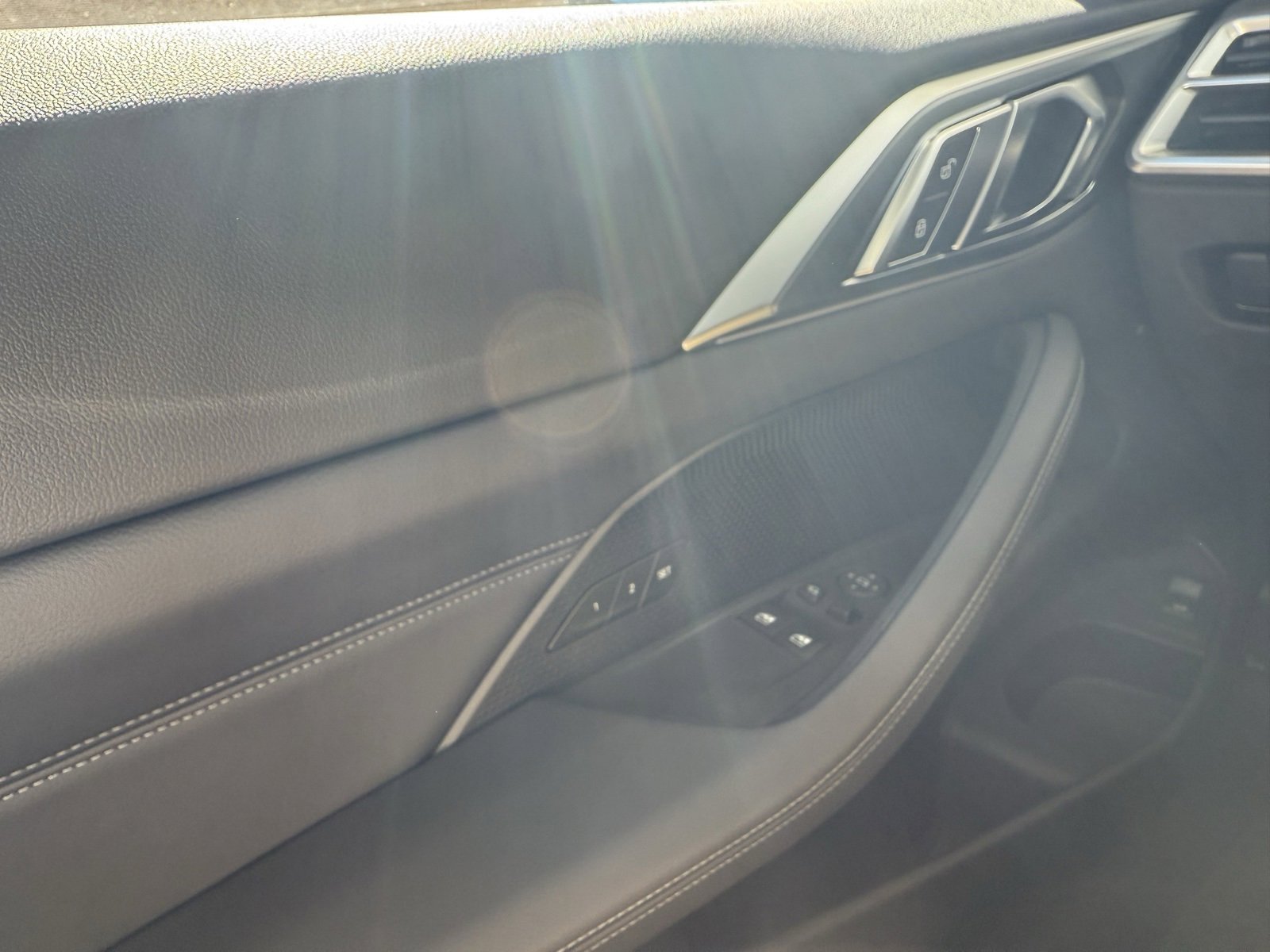 New 2025 BMW 430i Coupe w/ Convenience Package image 25