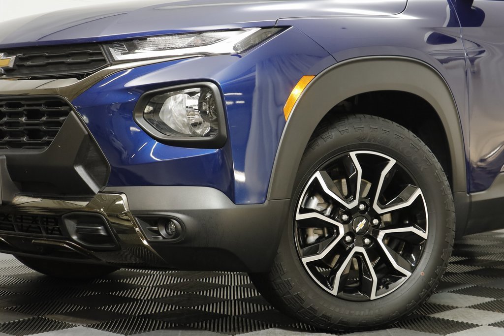 Certified 2023 Chevrolet TrailBlazer ACTIV w/ Convenience Package image 3