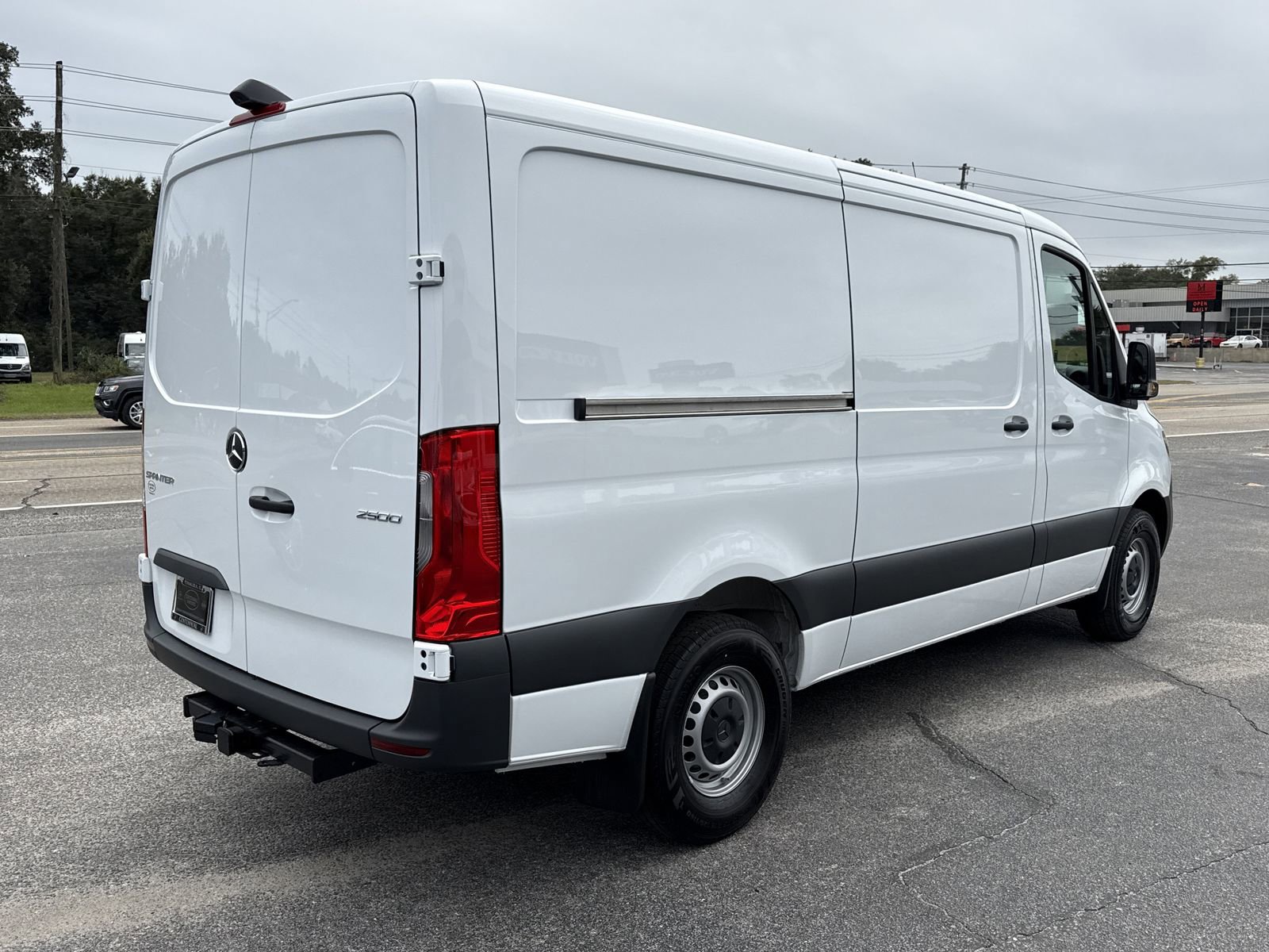 New 2026 Mercedes-Benz Sprinter 2500 image 9