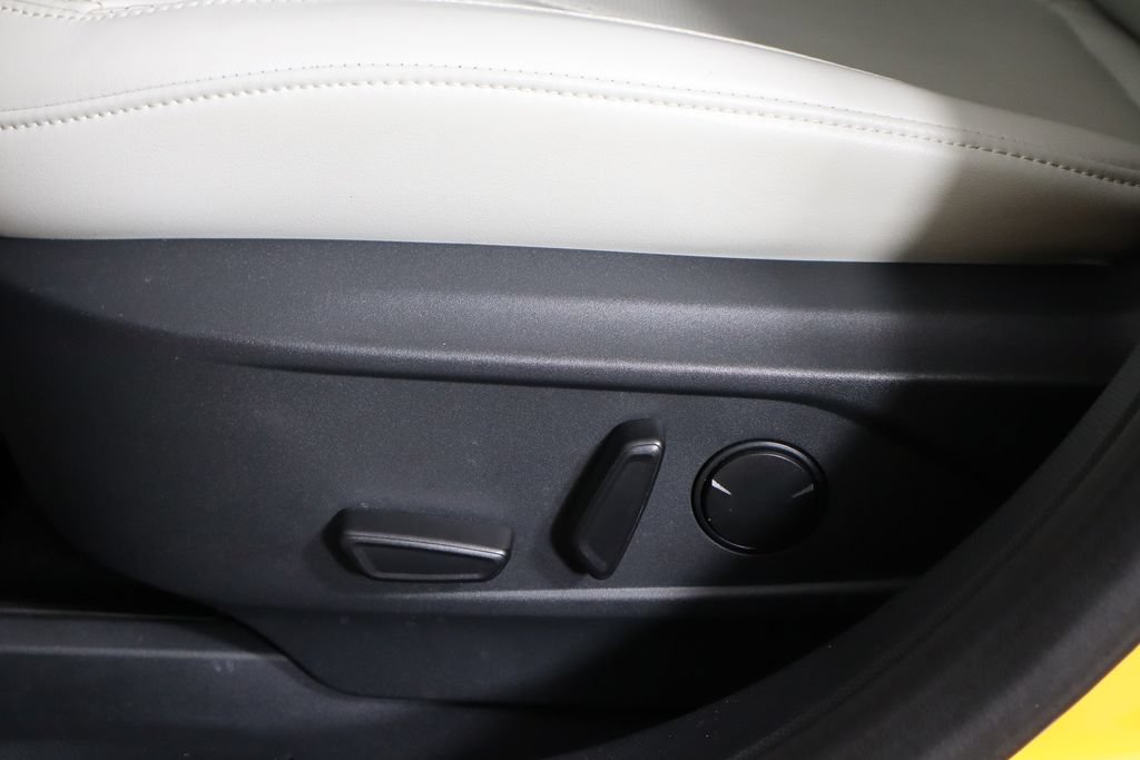 Used 2022 Ford Mustang Mach-E Premium RWD image 24