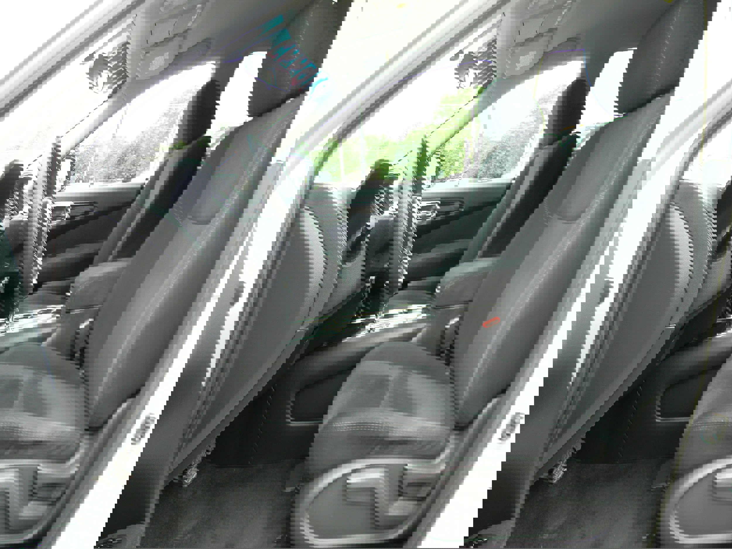 Used 2016 Nissan Pathfinder S image 5