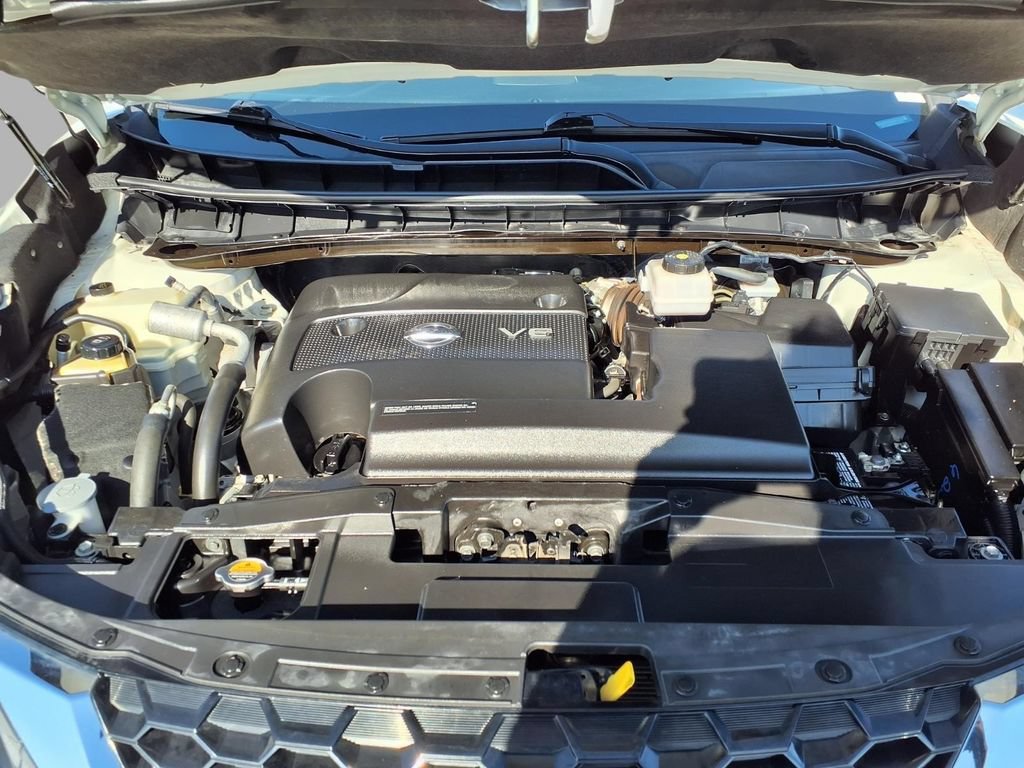 Used 2019 Nissan Murano SV w/ Cargo Package AWD/4WD image 3