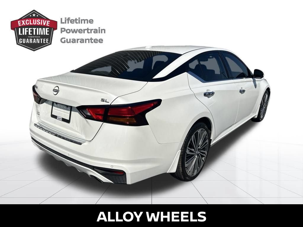 Certified 2023 Nissan Altima 2.5 SL FWD image 7