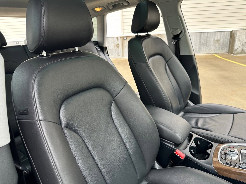 Used 2017 Audi Q5 2.0T Premium Plus w/ Technology Package image 24