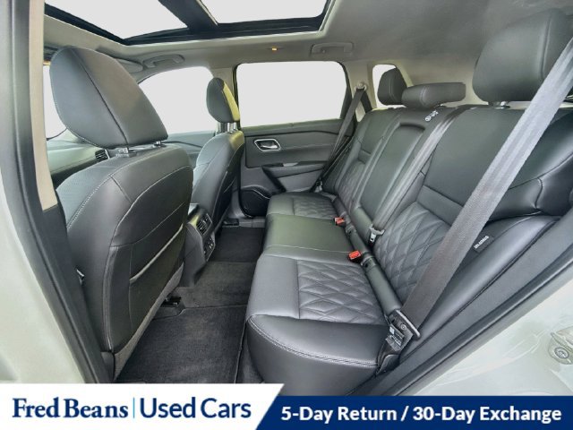 Used 2026 Nissan Rogue Platinum w/ Platinum Premium Package AWD/4WD image 32