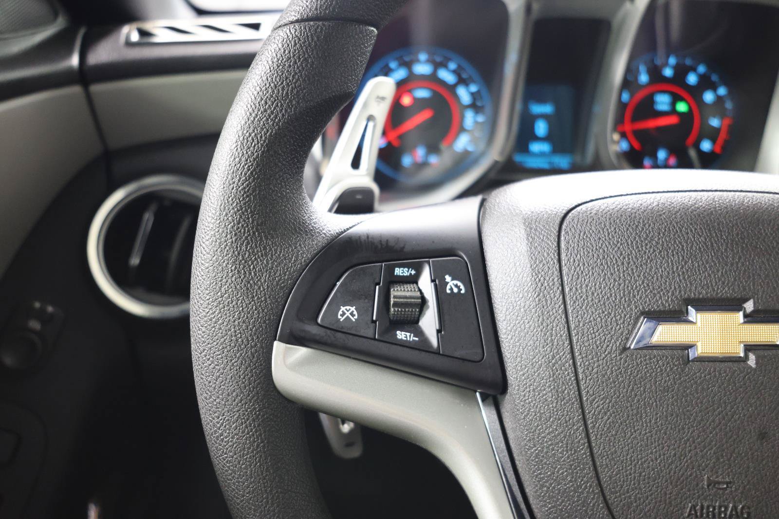 Used 2015 Chevrolet Camaro LS RWD image 19