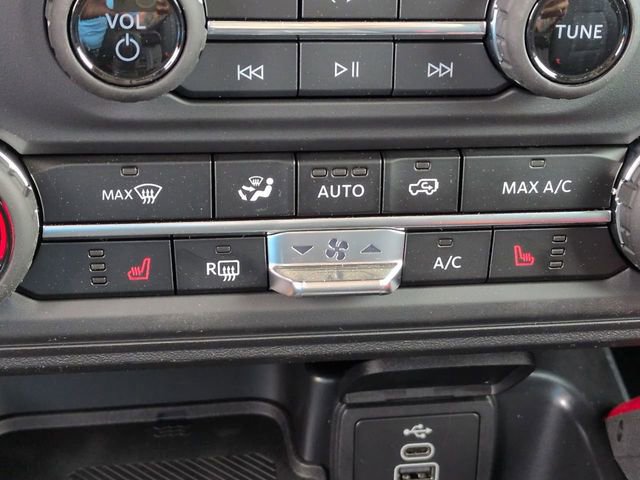 New 2026 Ford Bronco Heritage Edition AWD/4WD image 23