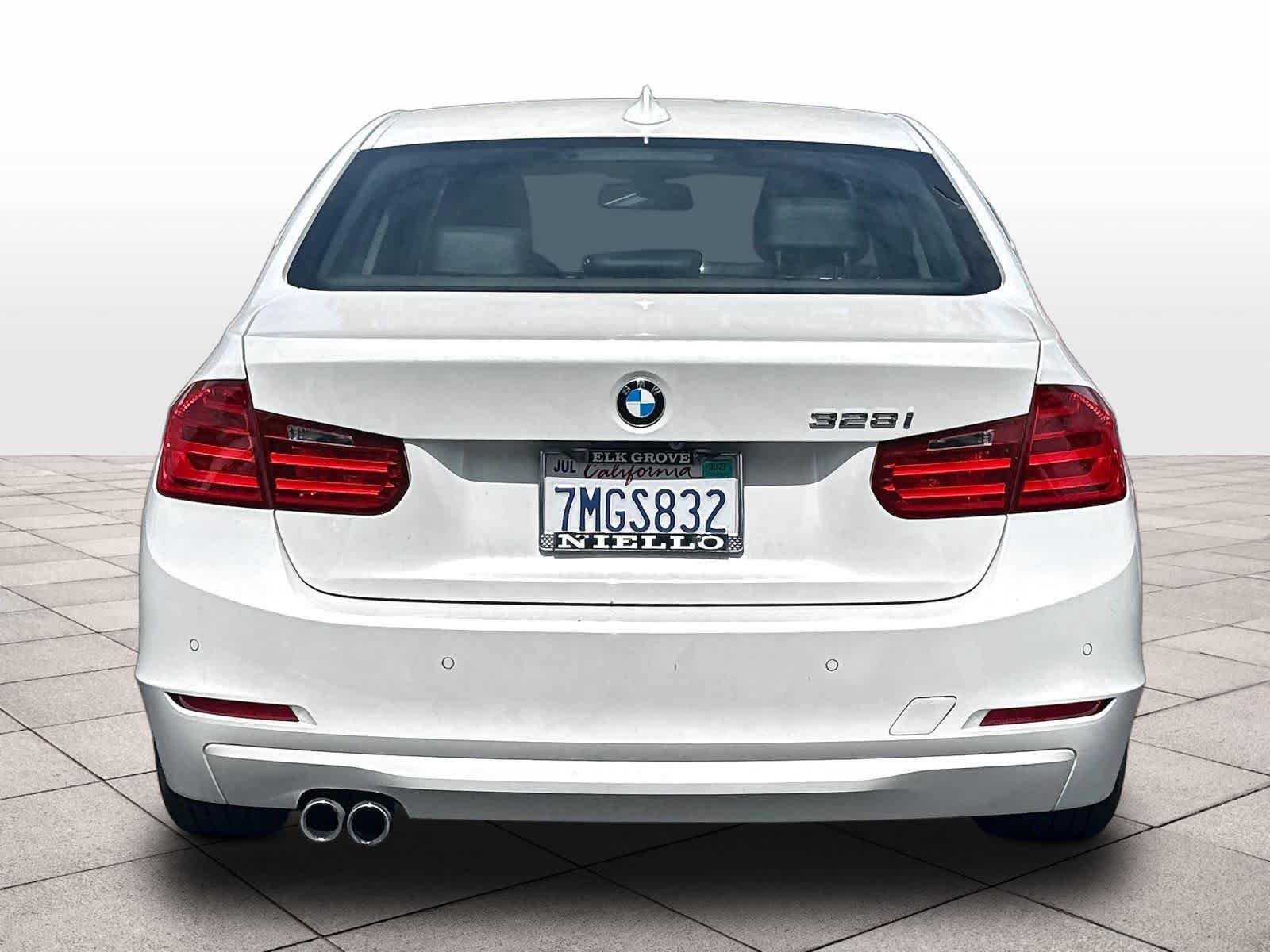 Used 2015 BMW 328i Sedan RWD image 8