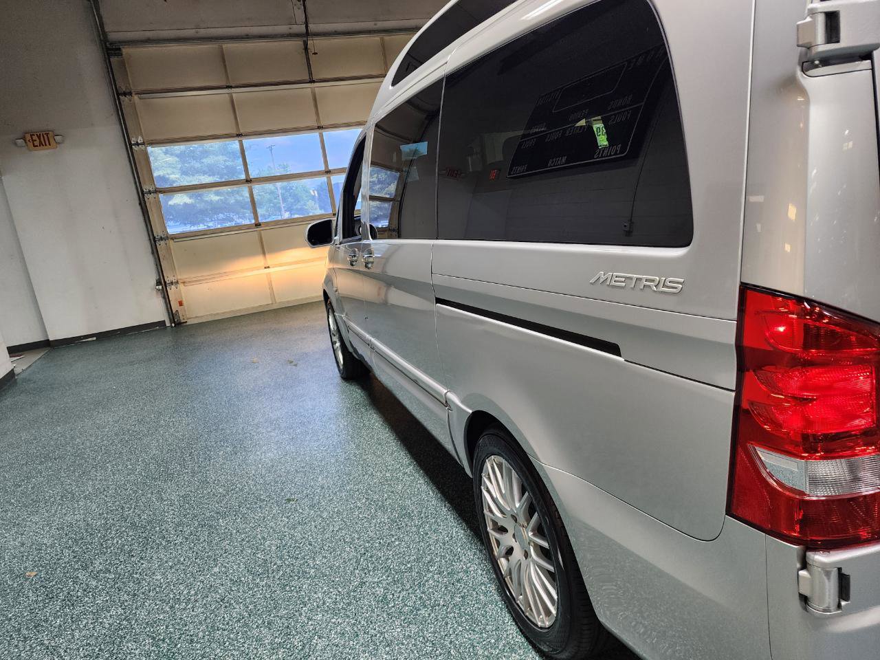 Used 2018 Mercedes-Benz Metris Passenger image 10