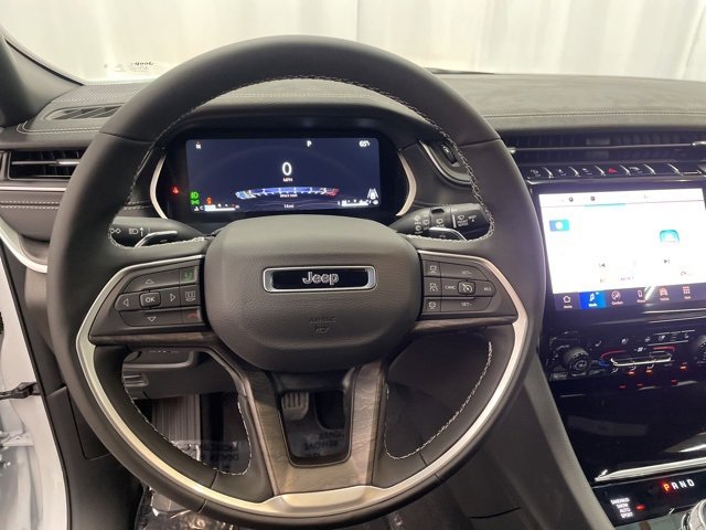 New 2025 Jeep Grand Cherokee L Limited w/ Luxury Tech Group II image 14