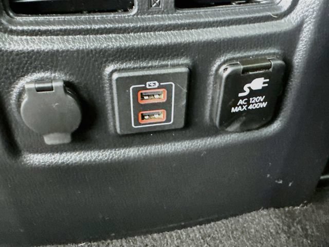 Used 2024 Nissan Titan PRO-4X w/ Pro-4x Convenience Package AWD/4WD image 31