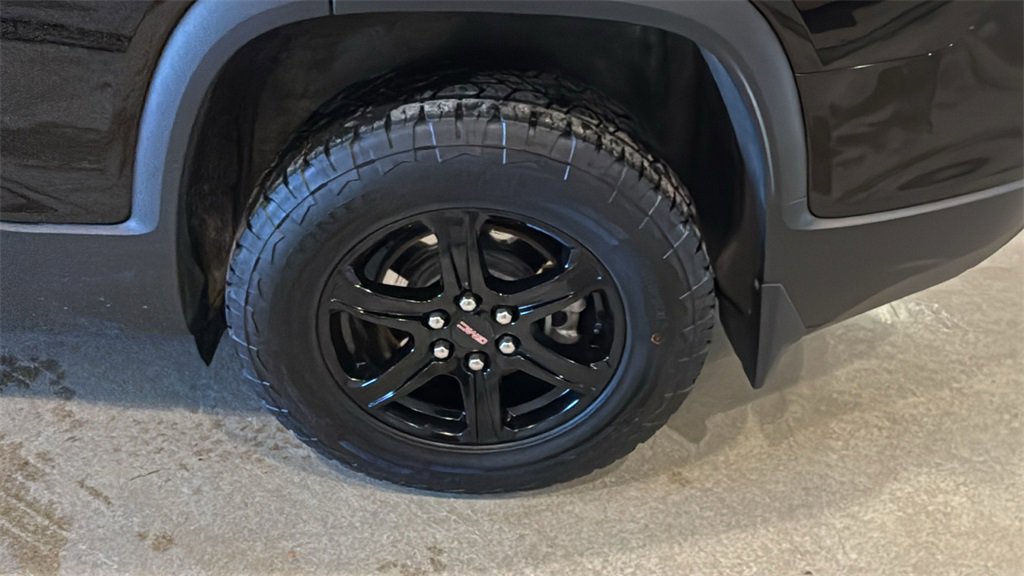 Used 2023 GMC Acadia AT4 w/ Trailering Package image 10