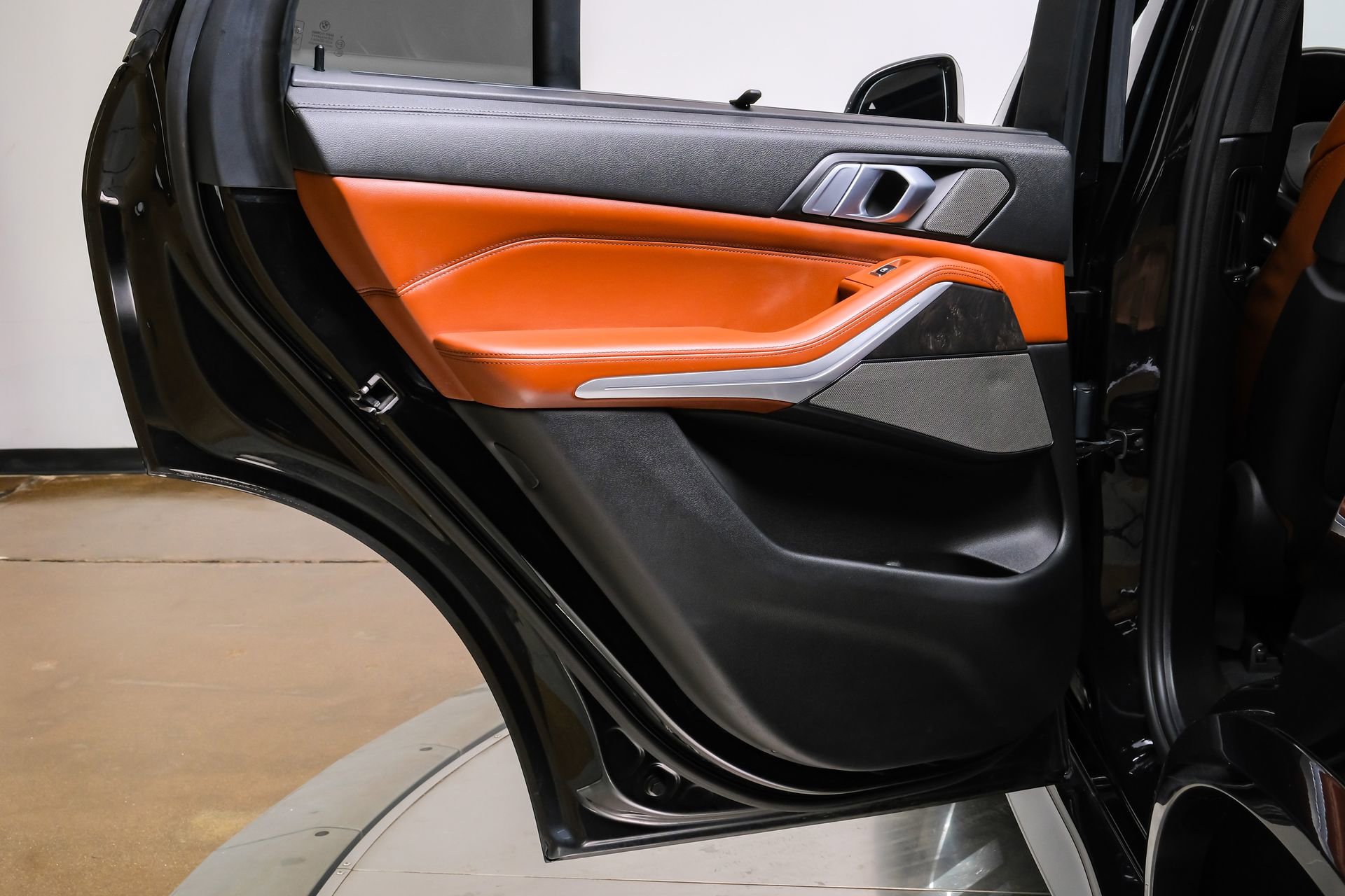 Used 2023 BMW X5 sDrive40i w/ Executive Package image 53