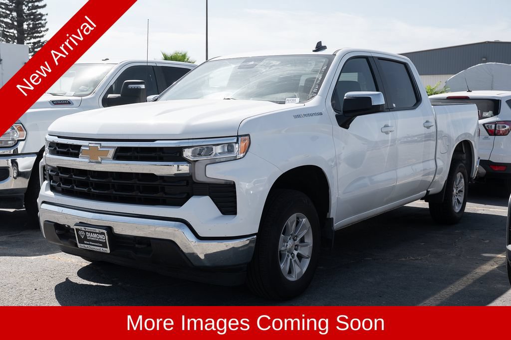Used 2025 Chevrolet Silverado 1500 LT AWD/4WD image 5