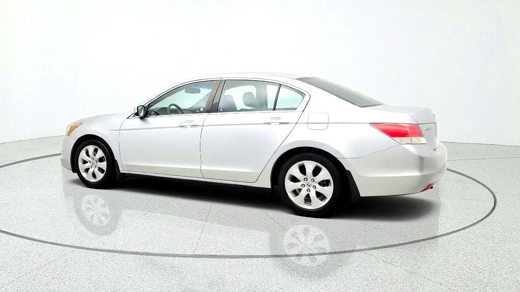 Used 2010 Honda Accord EX-L image 7