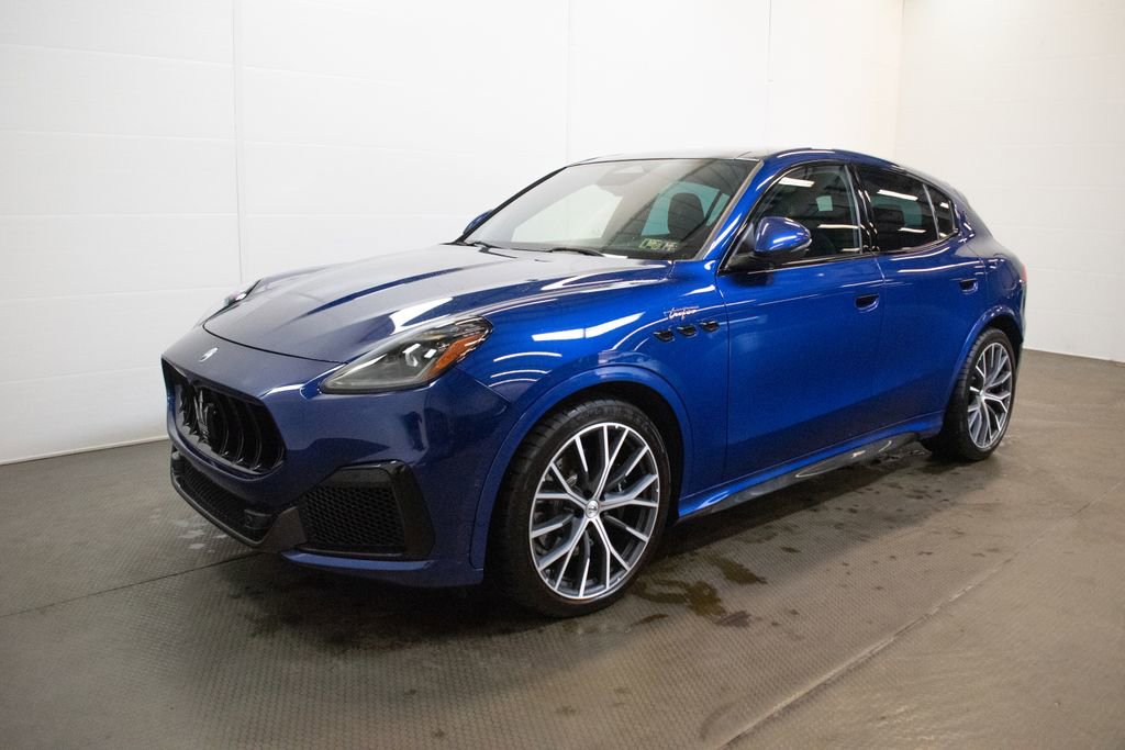 Used 2024 Maserati Grecale Trofeo AWD/4WD image 8