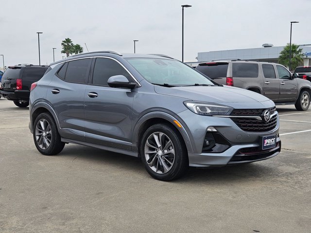Used 2020 Buick Encore GX Essence w/ Advanced Technology Package FWD image 3