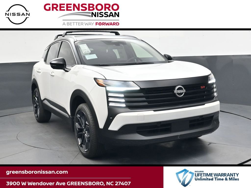 New 2026 Nissan Kicks SR w/ Cold Weather Package